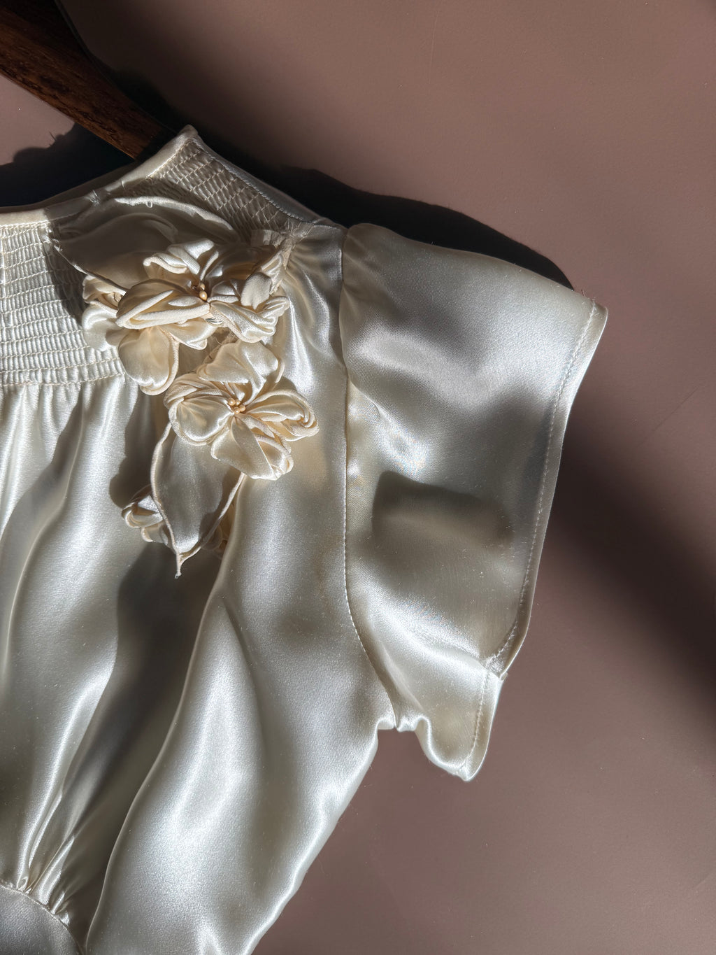 1930s Floral Flutter Sleeve