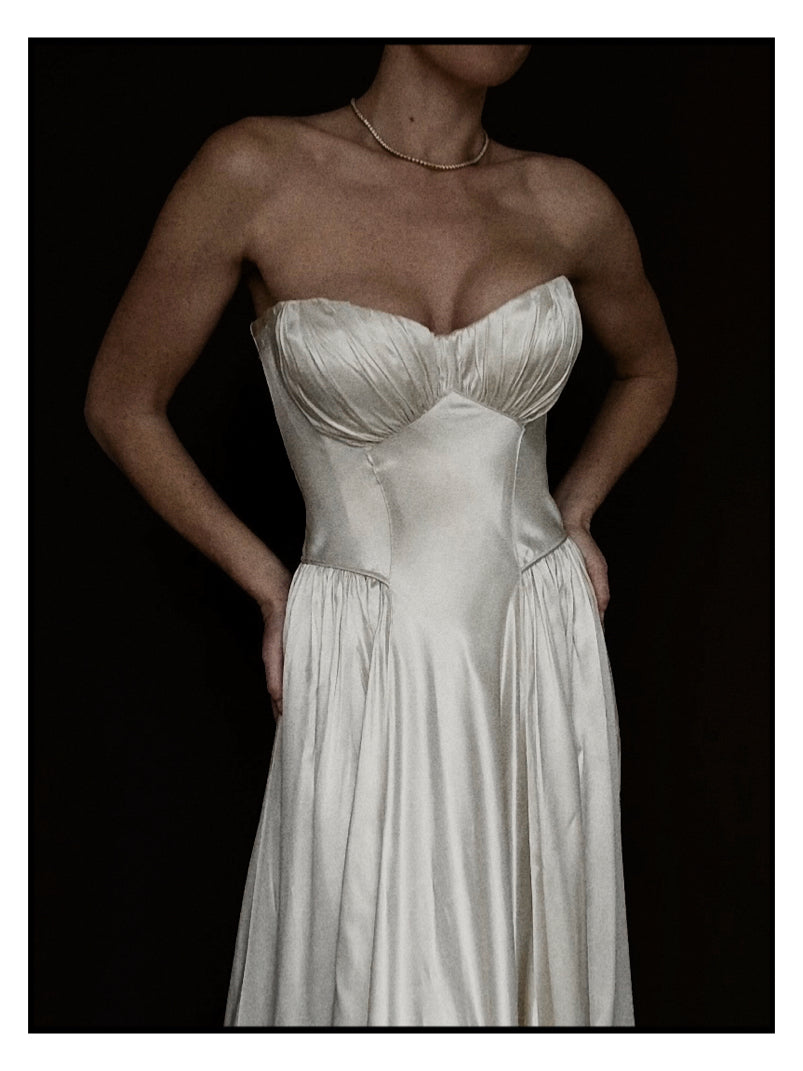 1940s Birth Of Venus Gown