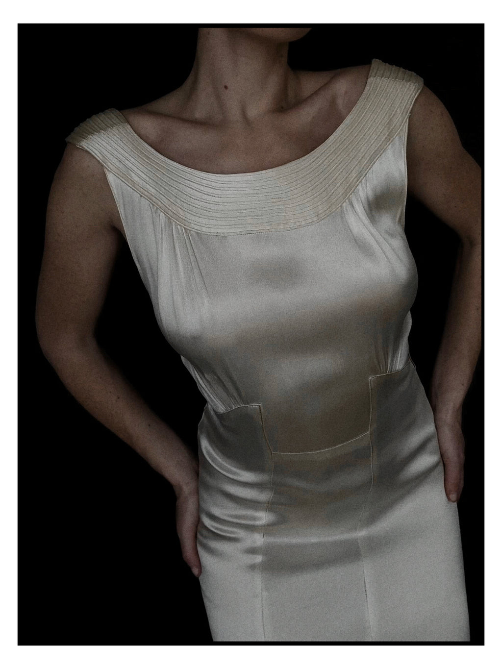 1930s Pintuck Gown