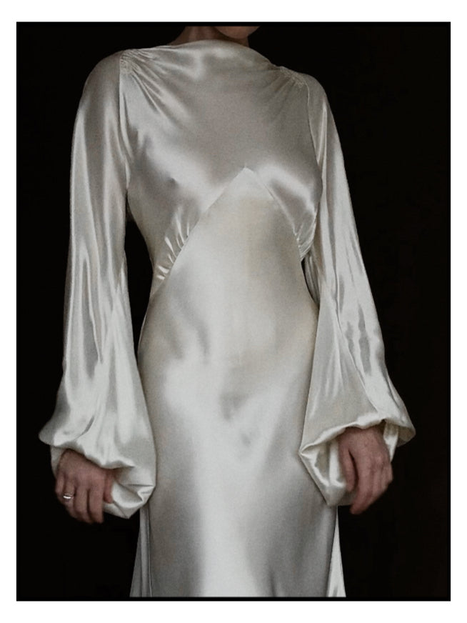 1930s Ivory Bell Sleeve Gown