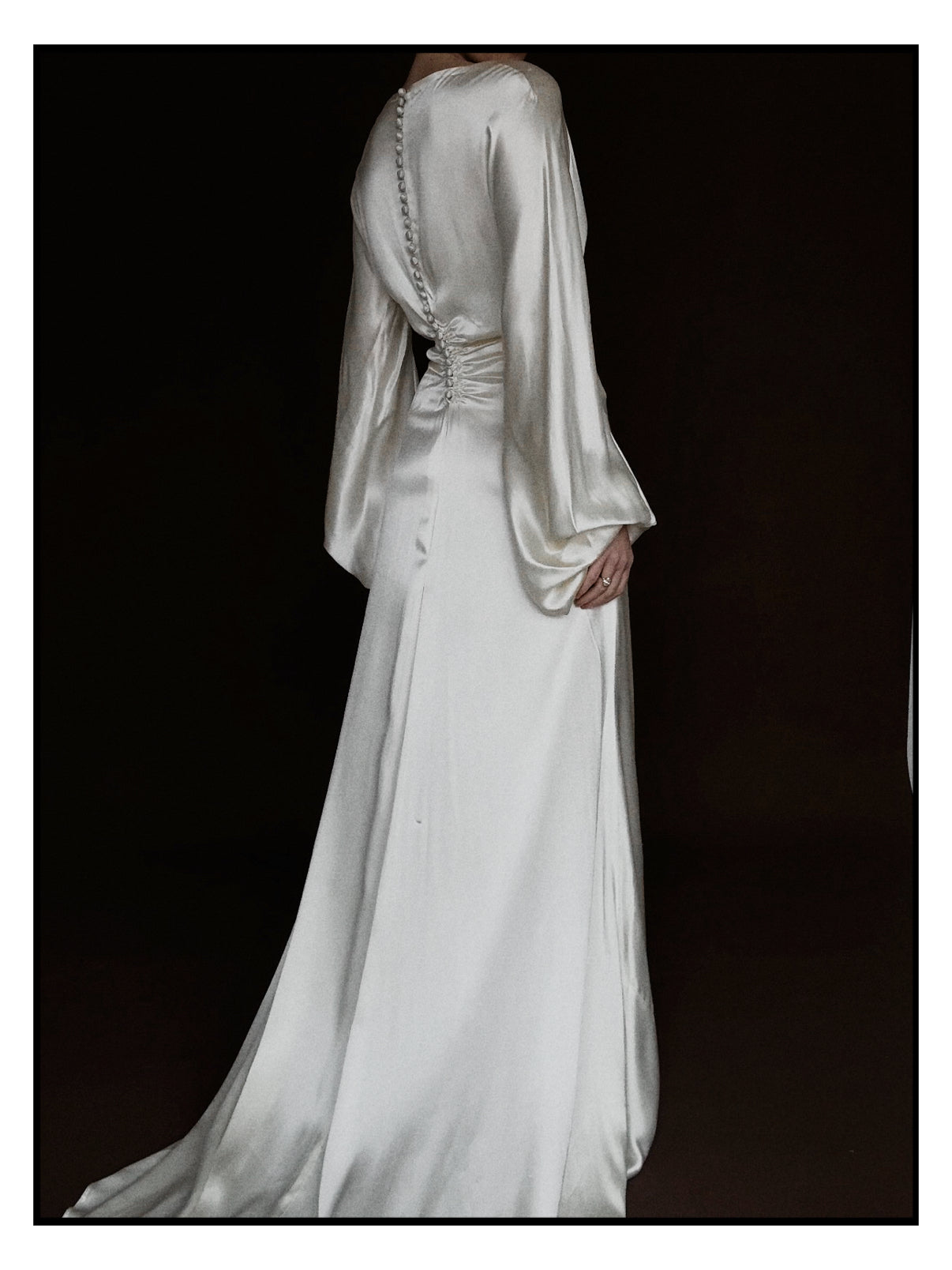 1930s Ivory Bell Sleeve Gown