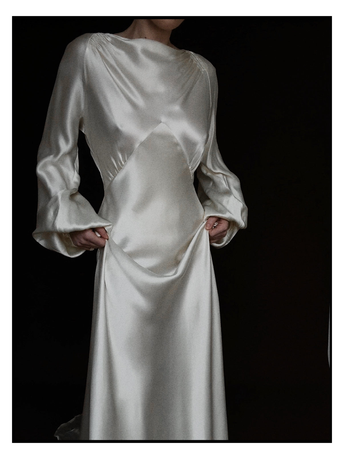 1930s Ivory Bell Sleeve Gown