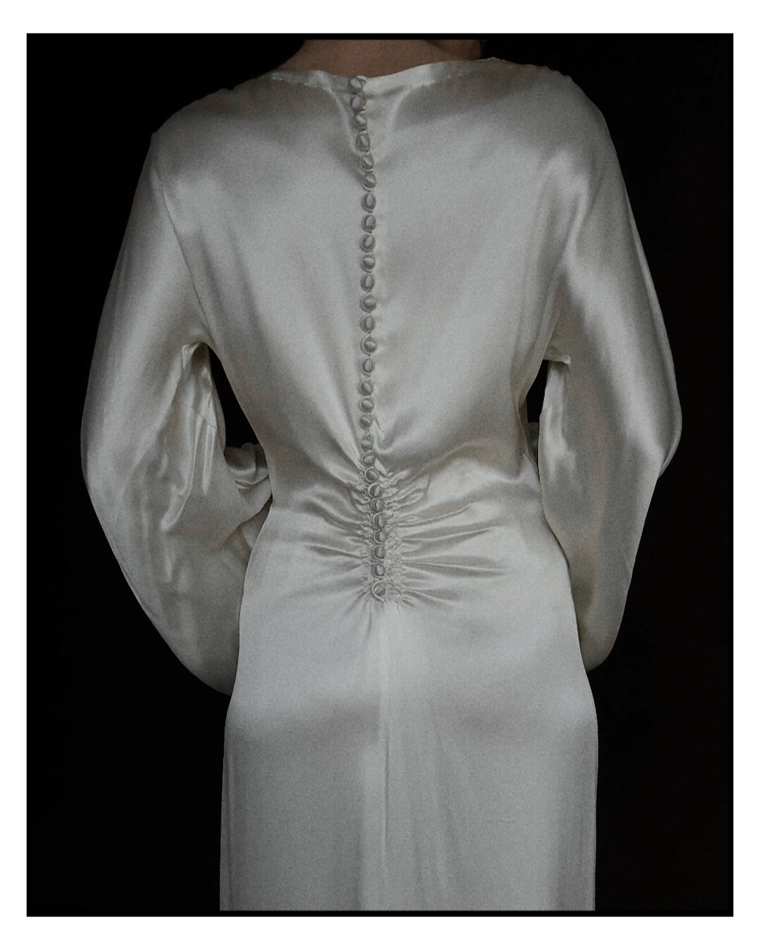 1930s Ivory Bell Sleeve Gown