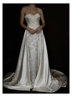1940s Floral Brocade Sweetheart Gown with Detachable Train
