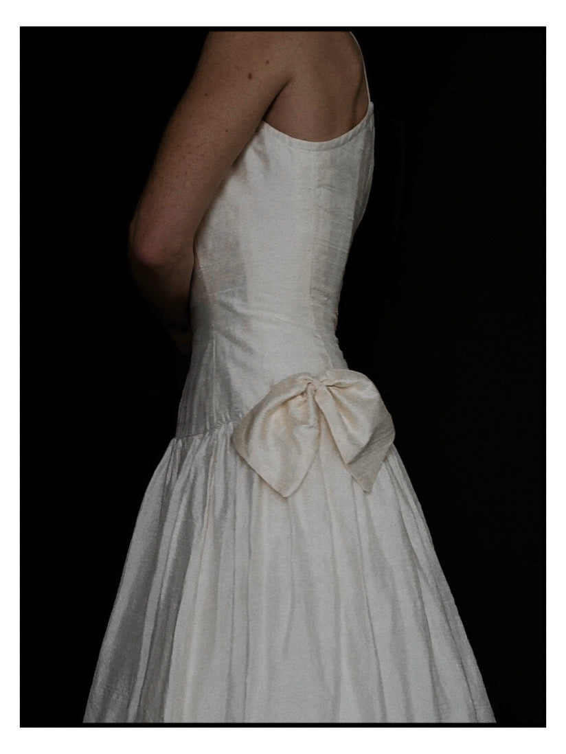 1980s English Raw Silk Bow Gown