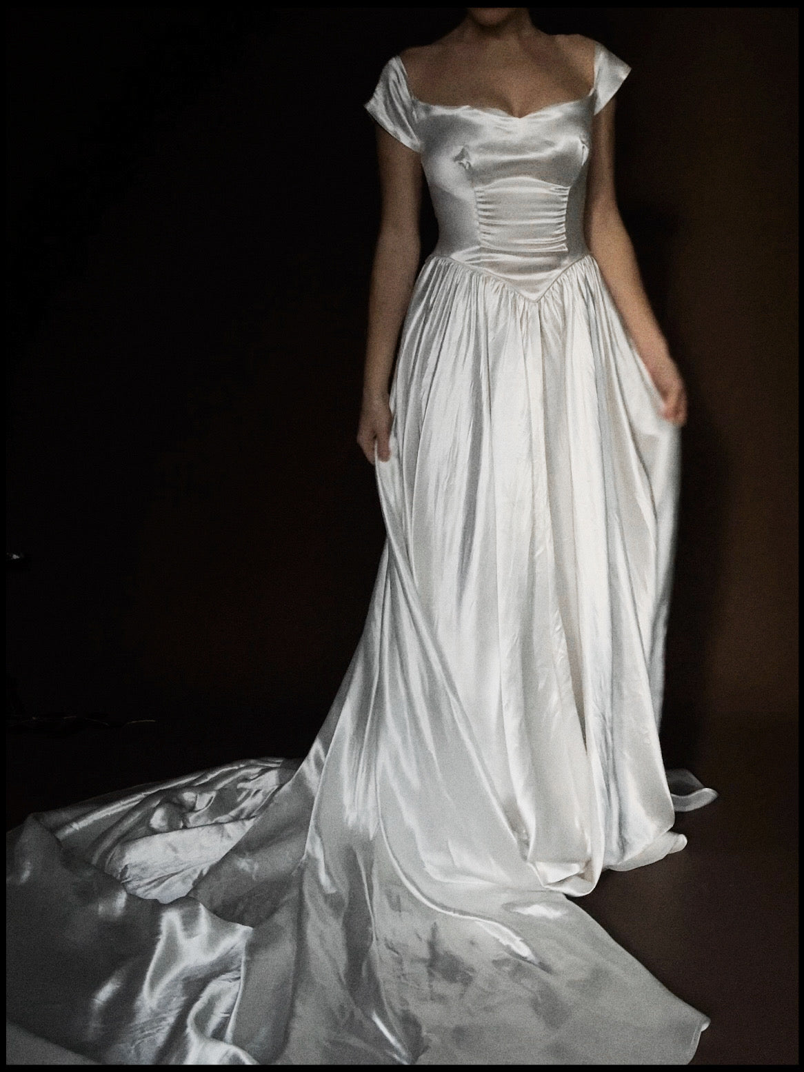 1940s Sweetheart Off-The-Shoulder Gown