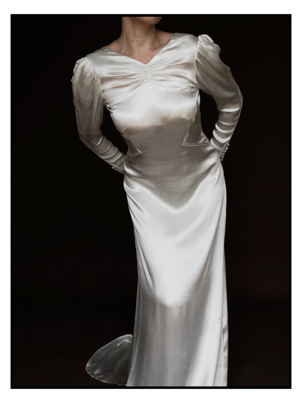 1930s Ruched Long Sleeve Backless Gown