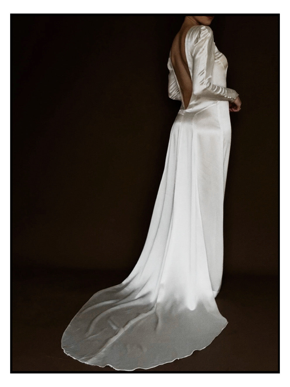 1930s Ruched Long Sleeve Backless Gown