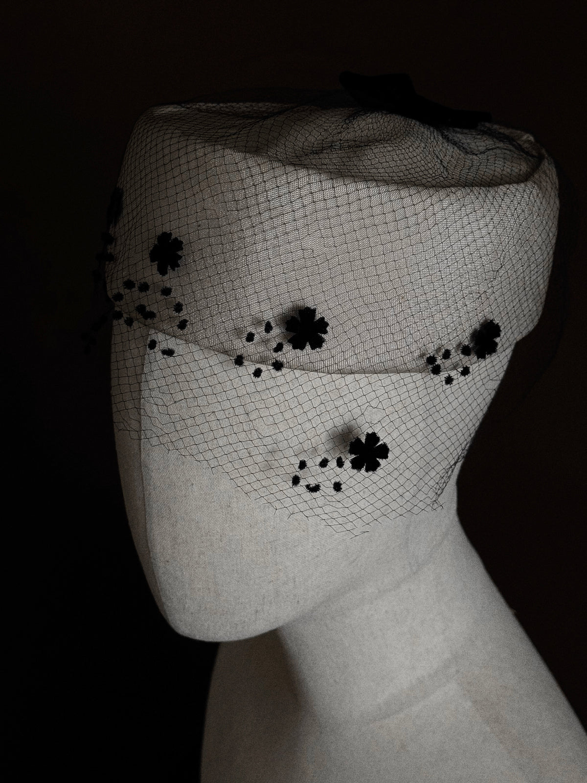 1960s Pillbox Hat with Flocked Veil