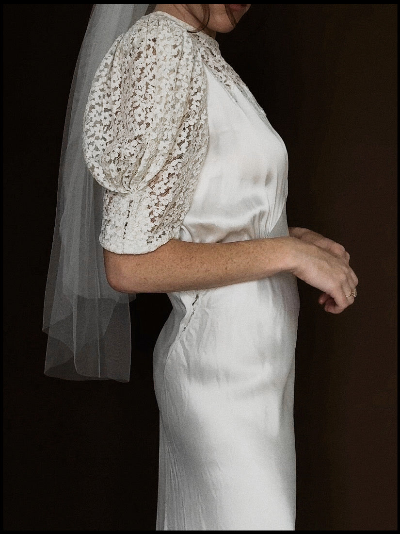 1930s Liquid Silk & Daisy Lace Yoke Gown