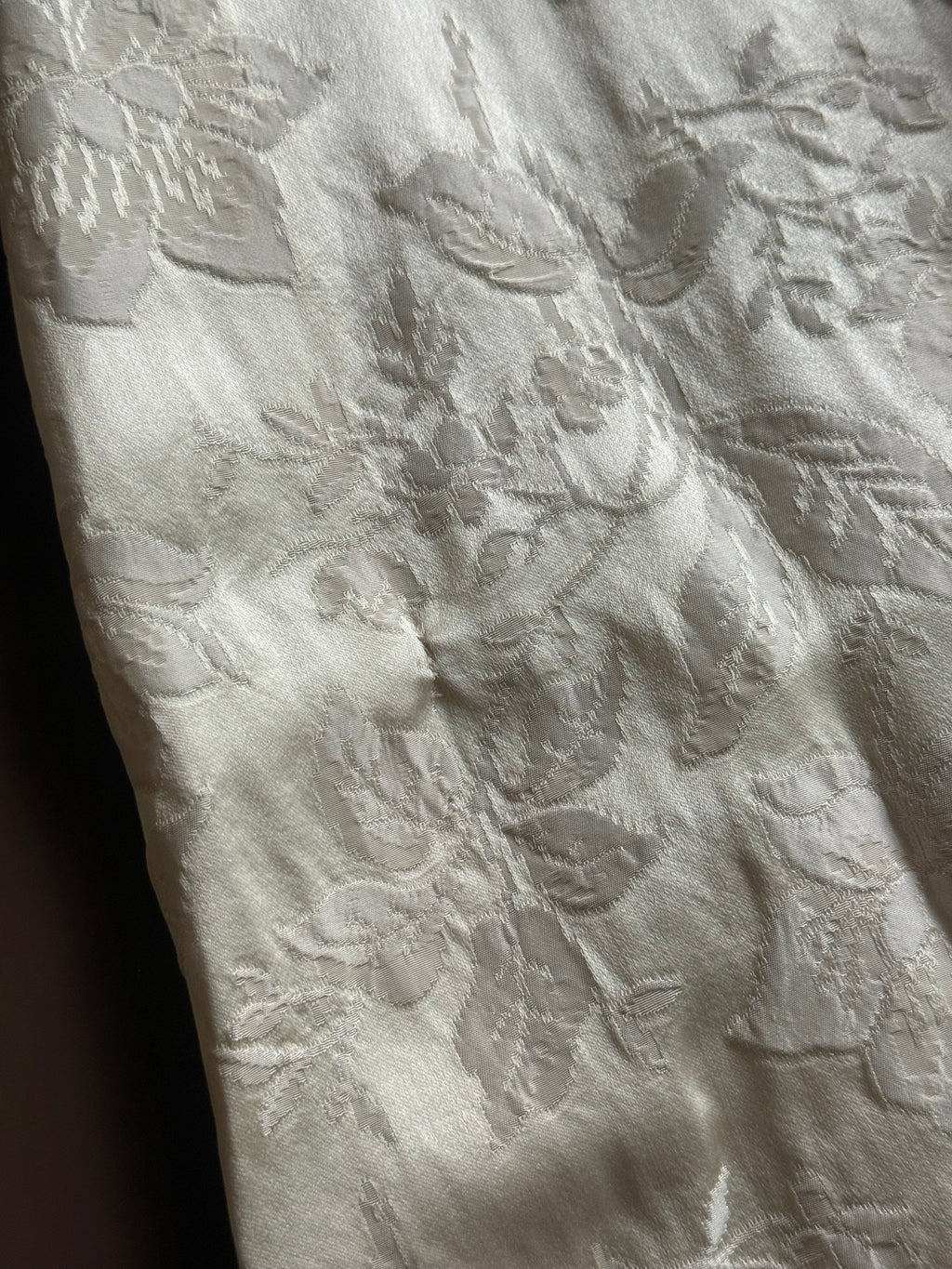 1940s Floral Brocade Sweetheart Gown with Detachable Train