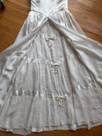 1940s Peak-A-Boo Bow Gown