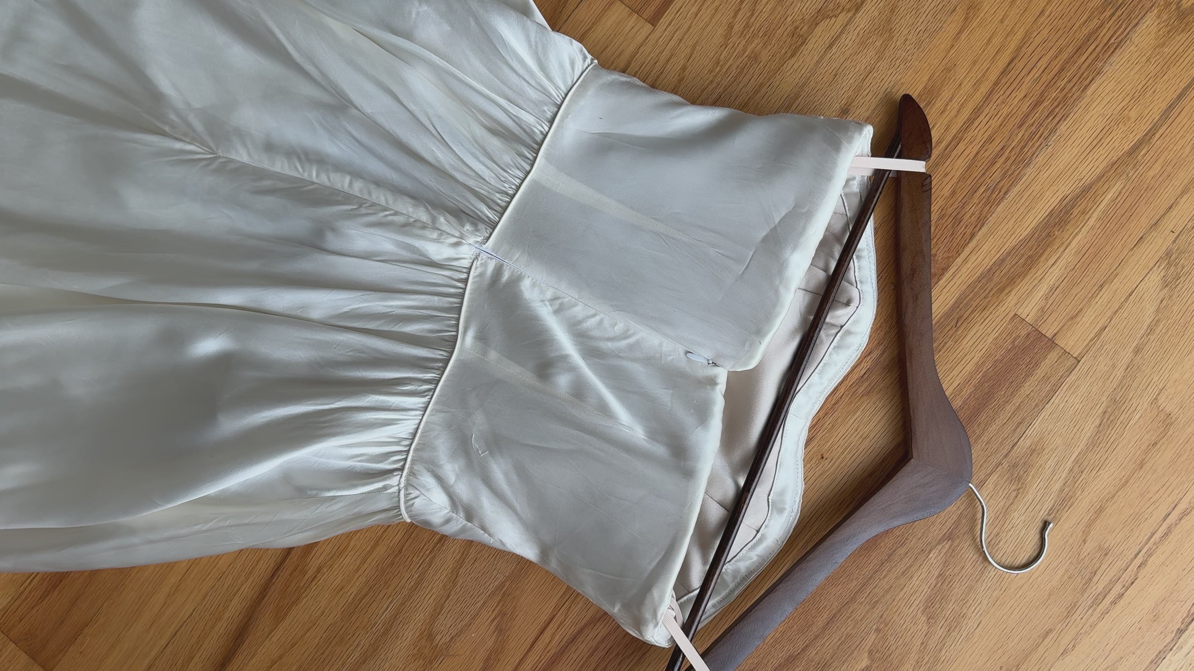 1940s Peak-A-Boo Bow Gown